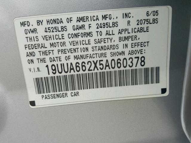 19UUA662X5A060378 - 2005 ACURA TL SILVER photo 10