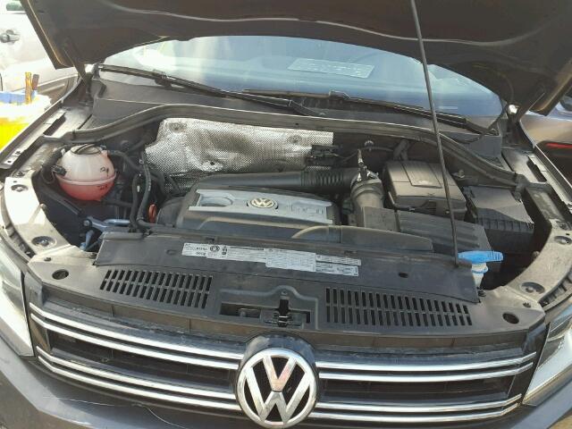 WVGBV7AXXCW003516 - 2012 VOLKSWAGEN TIGUAN S GRAY photo 7