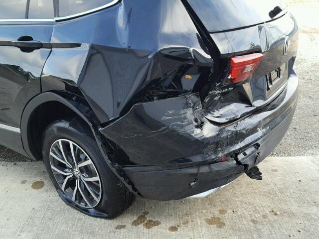 3VV2B7AX9JM093883 - 2018 VOLKSWAGEN TIGUAN SE Schwarz Foto 9