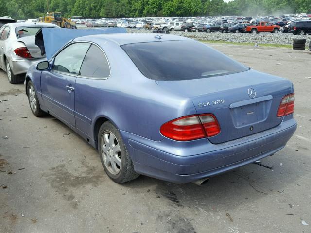 WDBLJ65G81T001947 - 2001 MERCEDES-BENZ CLK 320 BLUE photo 3