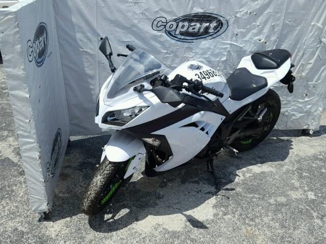 JKAEX8A13DDA12162 - 2013 KAWASAKI EX300 A WHITE photo 2