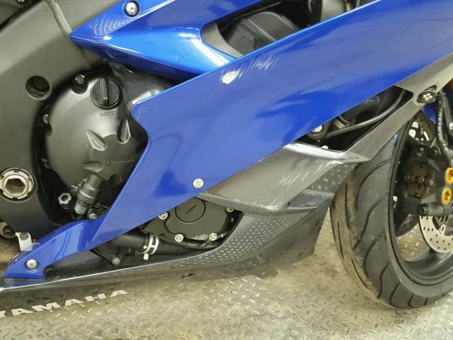 JYARJ12E77A022886 - 2007 YAMAHA YZFR6 L BLUE photo 5