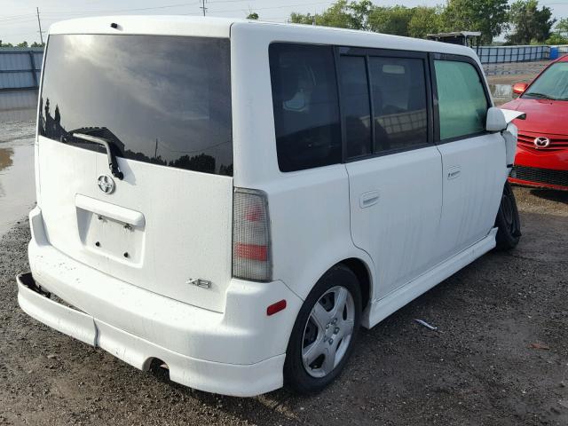JTLKT324264125847 - 2006 TOYOTA SCION XB WHITE photo 4