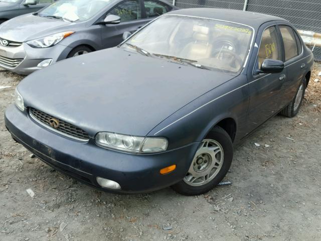 JNKAY21D5SM212803 - 1995 INFINITI J30 GREEN photo 2