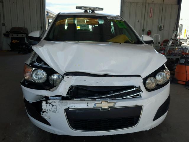 1G1JA5SH1D4214326 - 2013 CHEVROLET SONIC LS 白色 照片 7