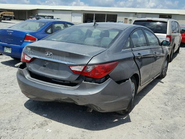 5NPEB4AC0DH710668 - 2013 HYUNDAI SONATA GLS GRAY photo 4