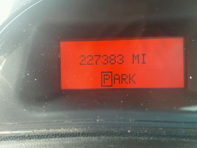 2G2WP522651186273 - 2005 PONTIAC GRAND PRIX BLUE photo 8