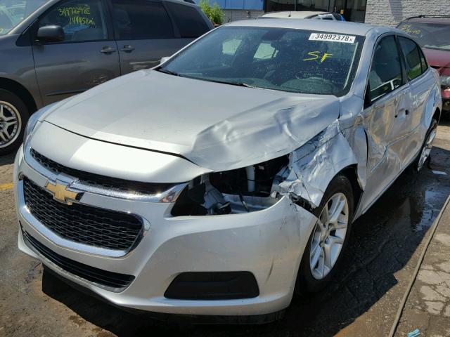 1G11C5SL0FU110668 - 2015 CHEVROLET MALIBU 1LT 银色 照片 2