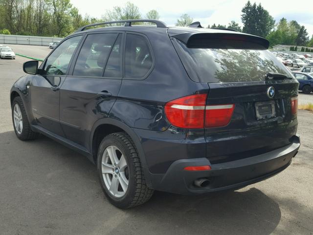 5UXFF03589LJ96828 - 2009 BMW X5 XDRIVE3 BLUE photo 3