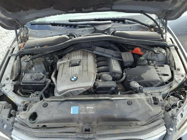 WBANF73596CU19103 - 2006 BMW 530 XI GRAY photo 7