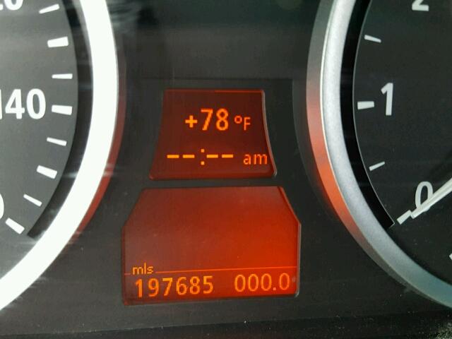 WBANF73596CU19103 - 2006 BMW 530 XI GRAY photo 8