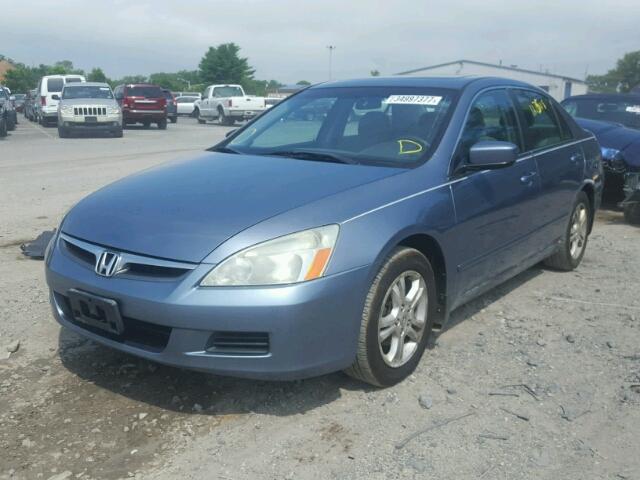 1HGCM56717A025384 - 2007 HONDA ACCORD EX BLUE photo 2