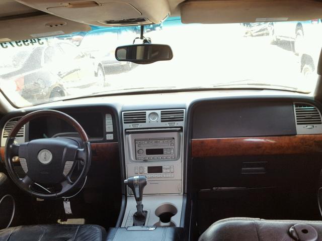 5LMFU27R23LJ10557 - 2003 LINCOLN NAVIGATOR BLACK photo 9