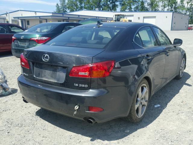 JTHBE262372009058 - 2007 LEXUS IS 350 GRAY photo 4