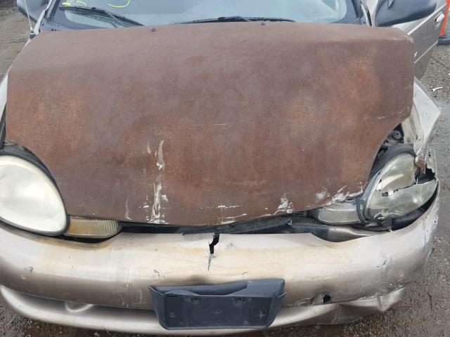 1B3ES46C11D262906 - 2001 DODGE NEON SE BROWN photo 7