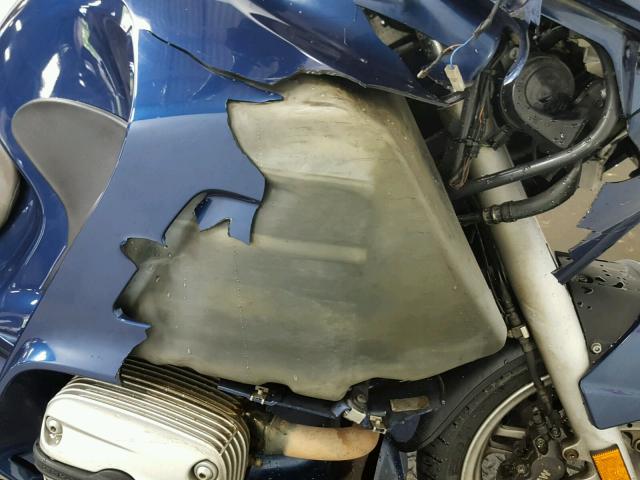 WB10499A74ZE92452 - 2004 BMW R1150 RT BLUE photo 18