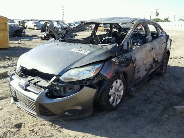 1FAHP3E24CL167870 - 2012 FORD FOCUS S CHARCOAL photo 2