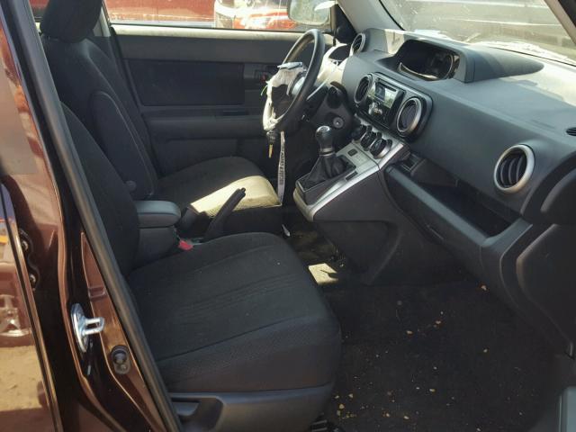 JTLKE50E181046935 - 2008 TOYOTA SCION XB PURPLE photo 5