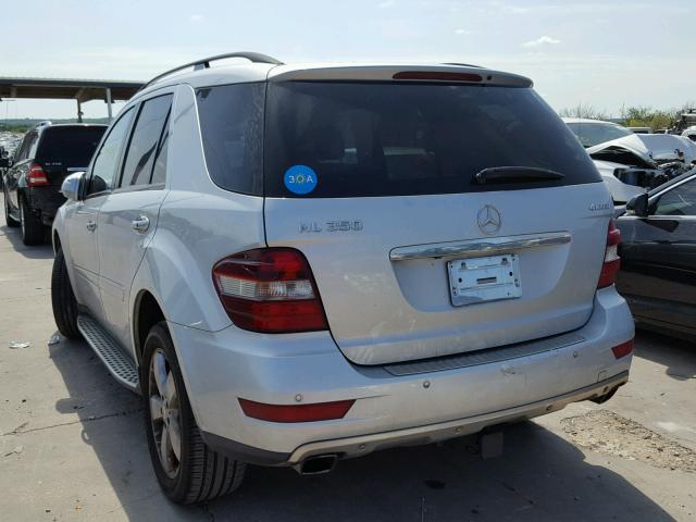 4JGBB86E19A505987 - 2009 MERCEDES-BENZ ML 350 SILVER photo 3