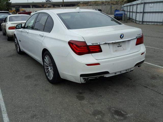 WBAYA6C51DD143741 - 2013 BMW 740 I WHITE photo 3