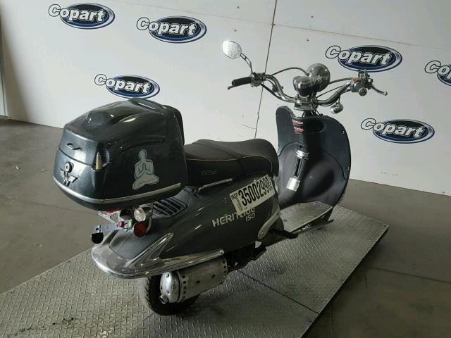 L5YTCKPA2G1138277 - 2016 ZNE SCOOTER GRAY photo 4