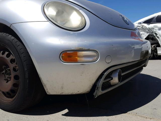 3VWCC21C2YM428277 - 2000 VOLKSWAGEN NEW BEETLE 灰色 照片 9