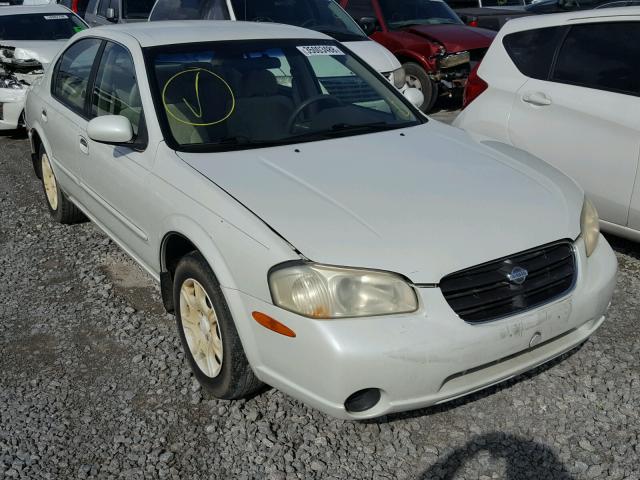 JN1CA31DX1T816021 - 2001 NISSAN MAXIMA GXE WHITE photo 1