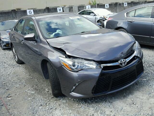 4T1BF1FK6FU004654 - 2015 TOYOTA CAMRY LE GRAY photo 1