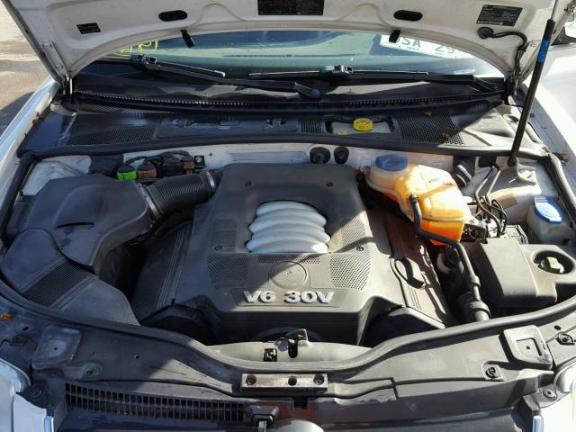 WVWRH63B03P431739 - 2003 VOLKSWAGEN PASSAT GLX 白色 照片 7