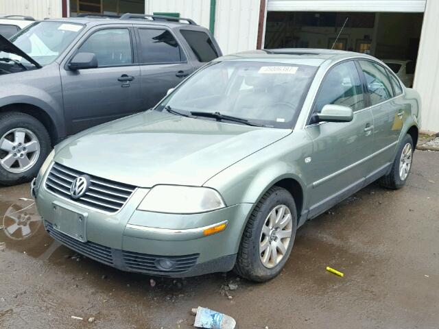 WVWPD63B13P114474 - 2003 VOLKSWAGEN PASSAT GLS GREEN photo 2