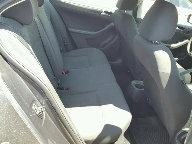 3VW2K7AJ2DM365184 - 2013 VOLKSWAGEN JETTA BASE 灰色 照片 6