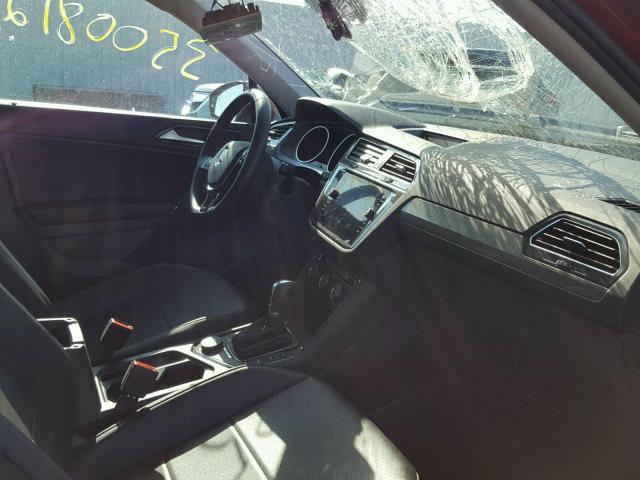 3VV2B7AX0JM026329 - 2018 VOLKSWAGEN TIGUAN SE Rot Foto 5