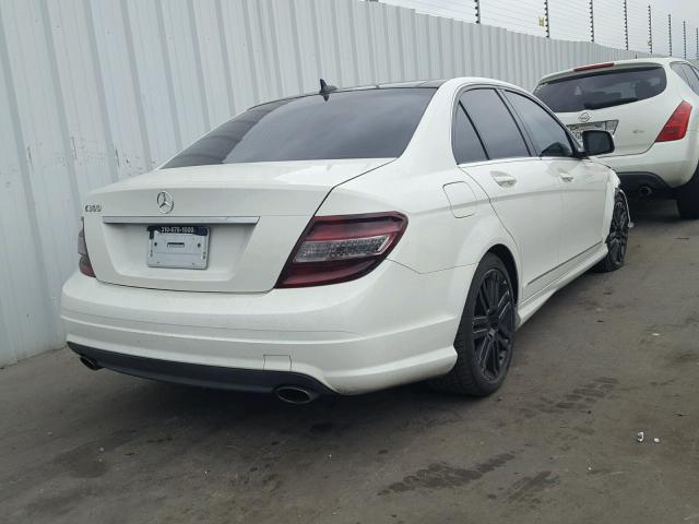 WDDGF54X18F071269 - 2008 MERCEDES-BENZ C 300 WHITE photo 4