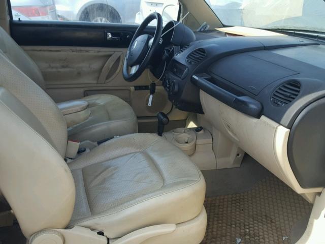 3VWCK21C02M454872 - 2002 VOLKSWAGEN NEW BEETLE 白色 照片 5