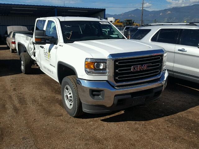 1GT12REGXHF114637 - 2017 GMC SIERRA K25 WHITE photo 1