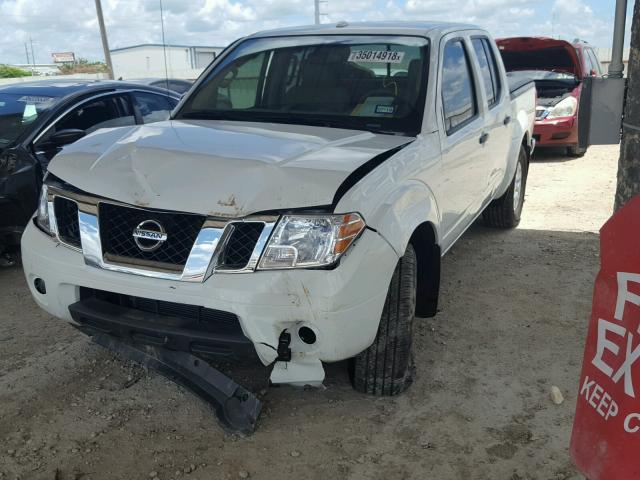 1N6DD0EV4HN723517 - 2017 NISSAN FRONTIER S WHITE photo 2