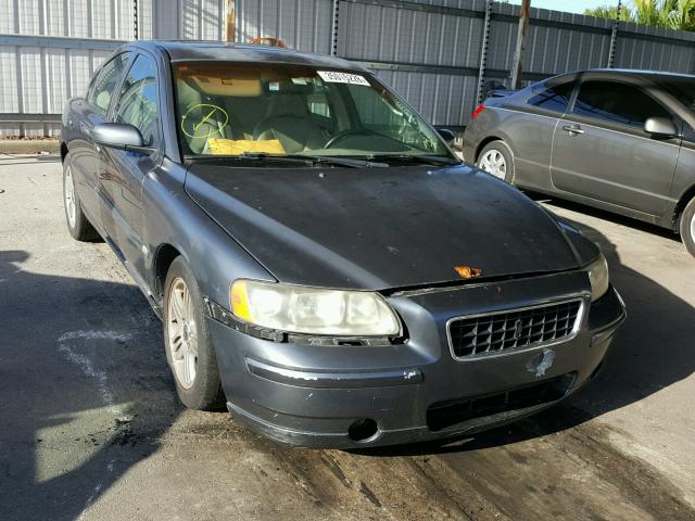 YV1RS592052470750 - 2005 VOLVO S60 2.5T GRAY photo 1