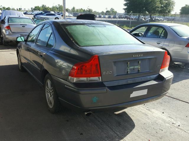 YV1RS592052470750 - 2005 VOLVO S60 2.5T GRAY photo 3