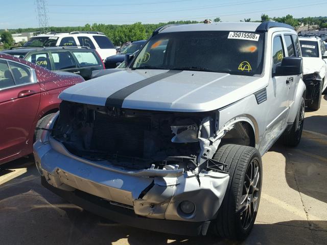 1D8GU58KX7W587824 - 2007 DODGE NITRO SLT SILVER photo 2