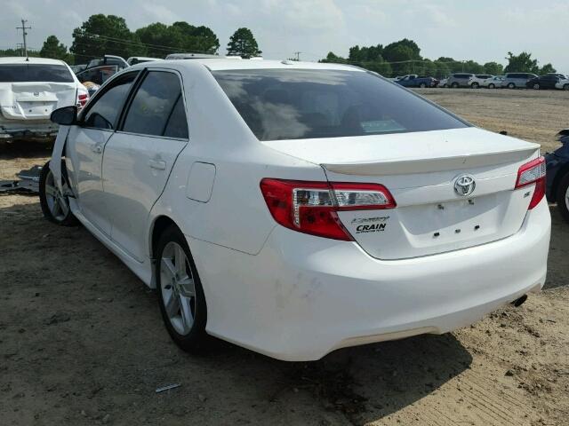 4T1BF1FK7CU552707 - 2012 TOYOTA CAMRY/SE/L WHITE photo 3