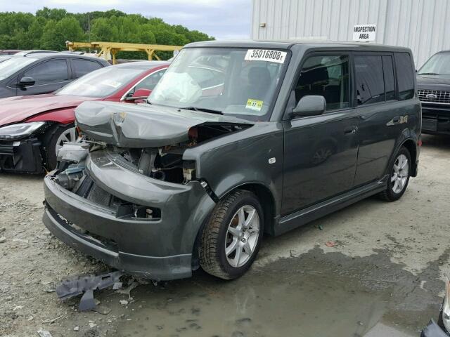 JTLKT324850205966 - 2005 TOYOTA SCION XB GREEN photo 2