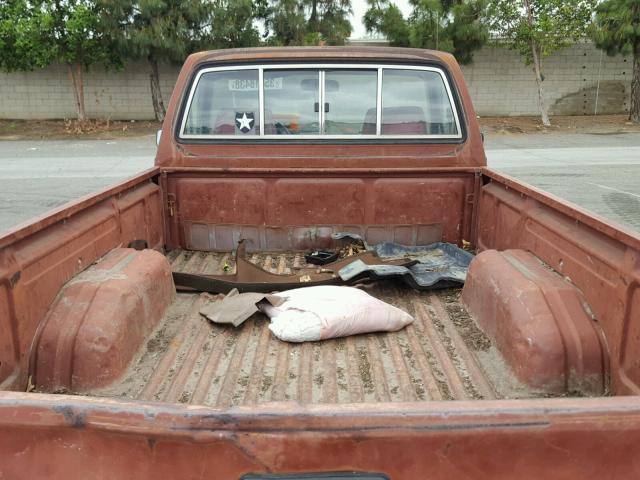 JT4RN65S6E5040714 - 1984 TOYOTA PICKUP RN6 MAROON photo 6