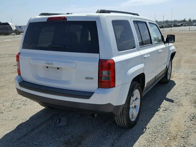 1C4NJPFB3CD716053 - 2012 JEEP PATRIOT LA WHITE photo 4