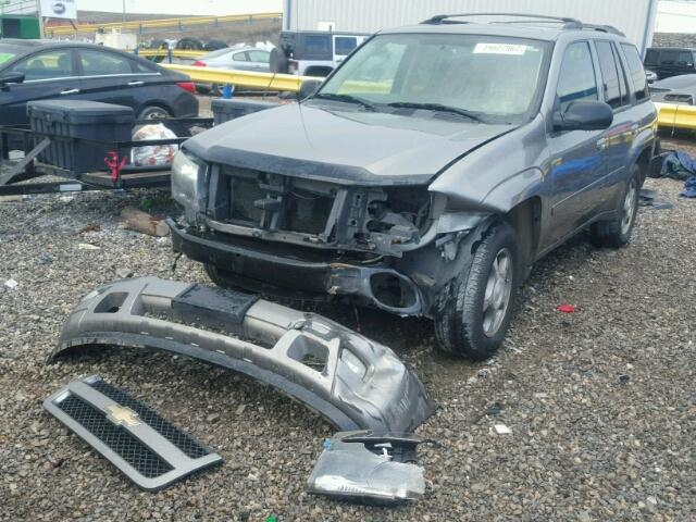 1GNDS13S682202587 - 2008 CHEVROLET TRAILBLAZE TAN photo 2