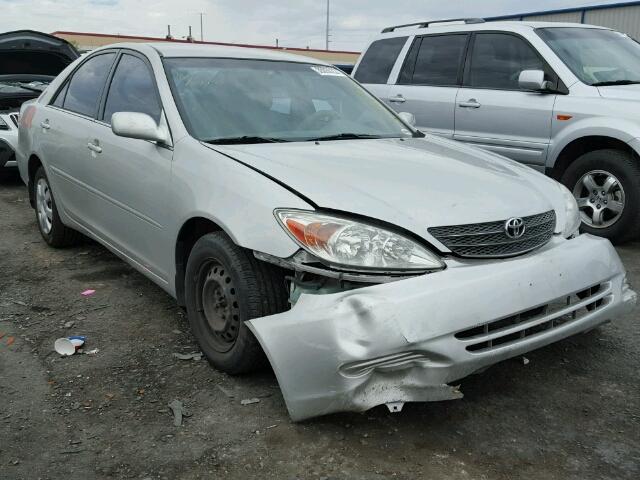 4T1BE32K32U094196 - 2002 TOYOTA CAMRY LE SILVER photo 1