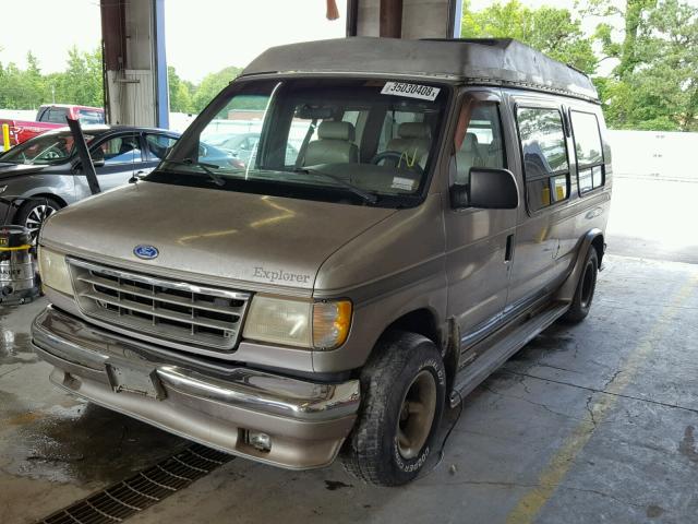 1FDEE14H0SHA52578 - 1995 FORD ECONOLINE TAN photo 2