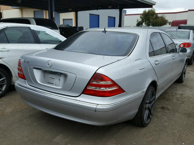 WDBNG75J4YA116883 - 2000 MERCEDES-BENZ S 500 GRAY photo 4