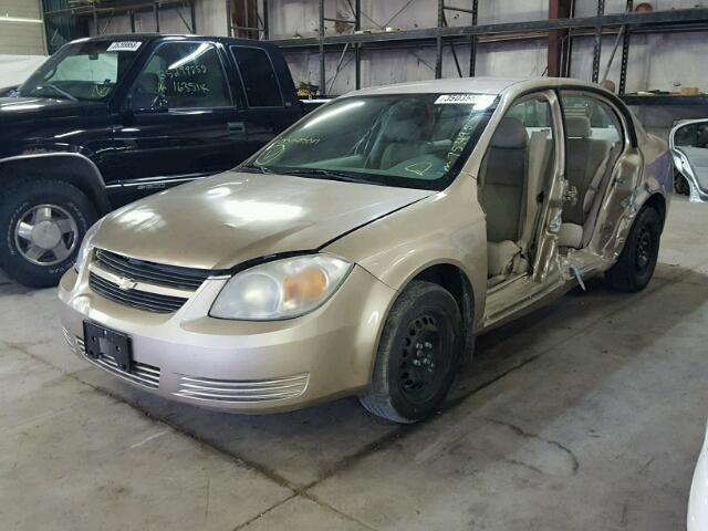 1G1AK52F757671962 - 2005 CHEVROLET COBALT TAN photo 2