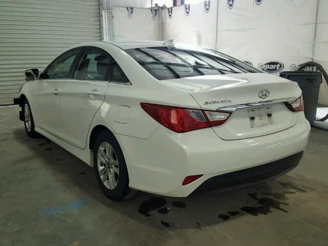 5NPEB4ACXEH919286 - 2014 HYUNDAI SONATA GLS WHITE photo 3