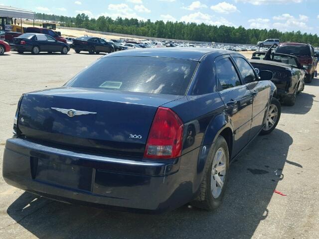 2C3LA43R76H413537 - 2006 CHRYSLER 300 BLUE photo 4